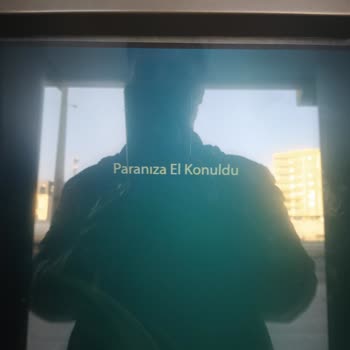 PTT ATM Si 1600 TL Parama El Koydu