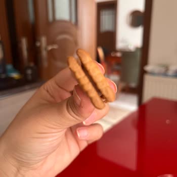 Ülker İkram Kremalı Bisküvi