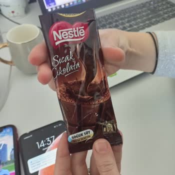 Nestle Sıcak Çikolata İçinden Çıkan Kurtlar