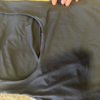 Zara Bluz İki Giyişte Tüylenme Yıpranma Sorunu