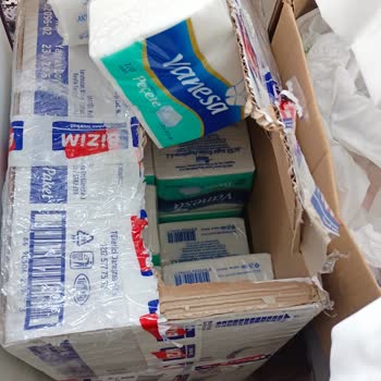 Bizim Toptan Market Peçete 24,5 Cm Olduğunu İddia Ediyor Ama Gerçekte 12,5cm