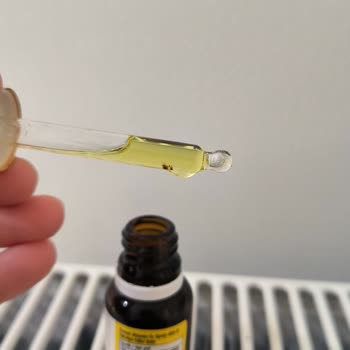 Orzax İlaç Ocean Marka D Vitaminin İçinden Garip Bir Şey Çıktı