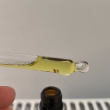 Orzax İlaç Ocean Marka D Vitaminin İçinden Garip Bir Şey Çıktı