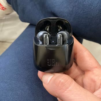 JBL Kulaklık Şarjı Çabuk Bitiyor