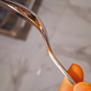 IKEA Beni Üzdün, Hayal Kırıklığına Uğrattın