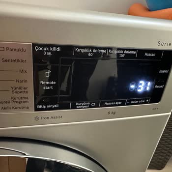 Bosch Kurutma Makinesi Gümüş 9 Kg