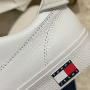 Tommy Hilfiger Web Sitesinden Aldığım Ayakkabı Mağduriyeti