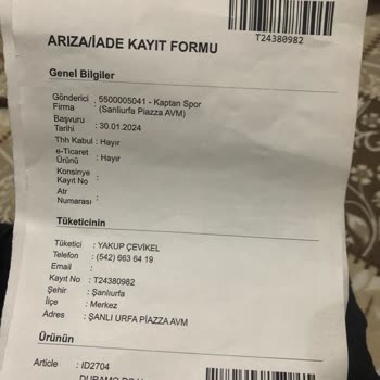 adidas Sağ Ve Sol Aynı Yerde Yırtılma