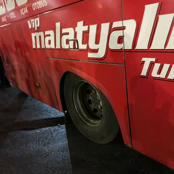 Vip Malatyalılar Turizm Kesinlikle Kapından Dahi Geçmeyeceğim