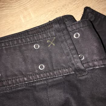 Bershka Defolu Ve Giyilmiş Ürünler Gönderiyor
