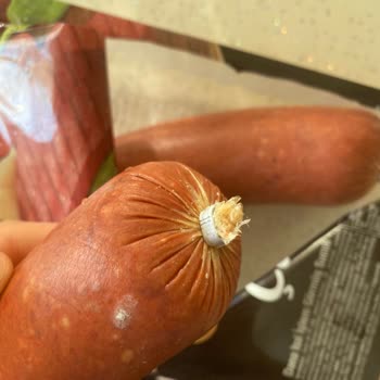 Namet Sucuk Küflü Çıktı