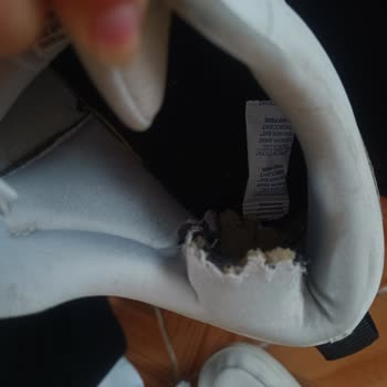 Adidas Ayakkabı 3ay Giyebildim