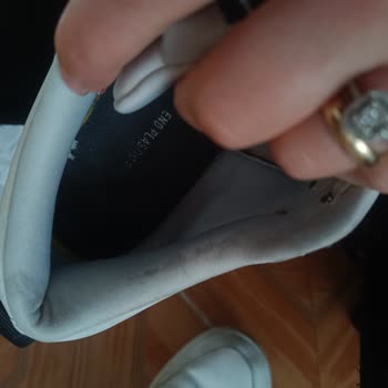 Adidas Ayakkabı 3ay Giyebildim
