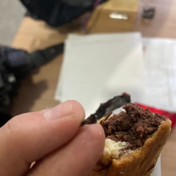 Kafkas Pasta Şekerleme Ay Çöreğinden Metal Parçası Çıkar Yakışmadı Kafkas