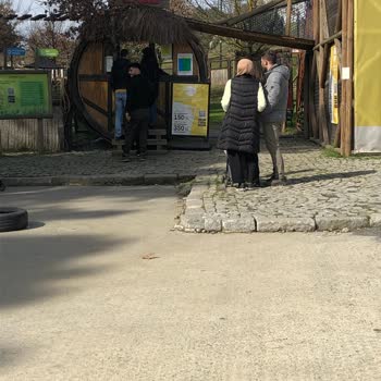 Kemerburgaz Kent Ormanı Bebek Arabası Düşüncesizliği