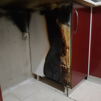Beko Marka Makinenin Evi Yakması