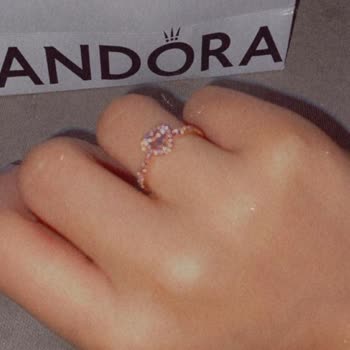 Pandora Mücevher Pandora Yüzüğünde Sararma