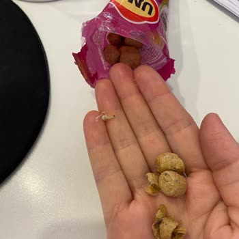 UNO Krakerin İçinden Kurt Çıktı