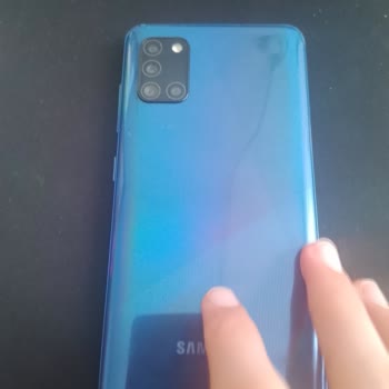 Samsung Galaxy A31 Yazilim Güncellemesi Yaparken Yeşil Ekranda Kaldı