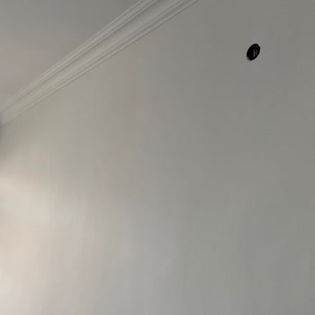 Filli Boya İpeksi 10 Rengi Beyaz Değil Mavi Gözüküyor.