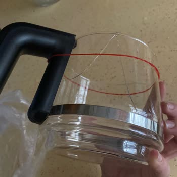 Arzum Çaycı Camı Kırılması