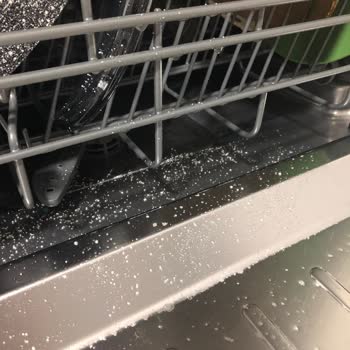 Samsung Kusurlu Ürün Satıp Değişim Kabul Etmiyor.