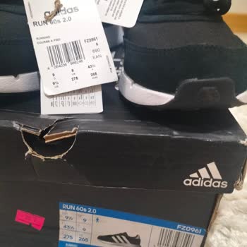 In Street Farklı Numaralı Ayakkabı Ve İlgisiz Müşteri Hizmetleri