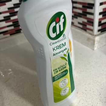 Cif Çamaşır Suyu Lekesi Yaptı
