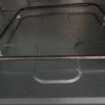 Kumtel Mini Fırın İç Kısmı Karardı İlk Kullanımda