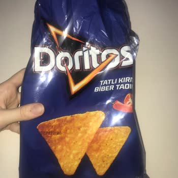 Doritos Cipsten Siyah Bir Şey Çıktı
