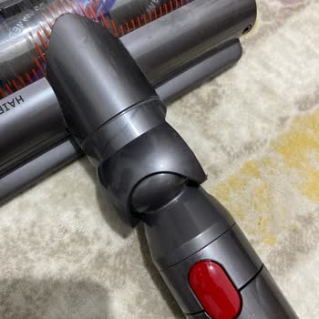 Dyson Pişmanlıktır Parasının Kalitesi Yok Malzemede