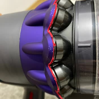 Dyson Pişmanlıktır Parasının Kalitesi Yok Malzemede