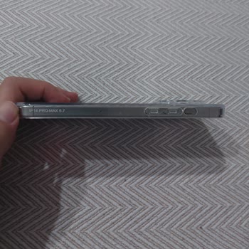 Media Markt İphone 15 Pro Max Kılıf Problemi