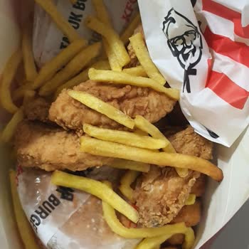 KFC Paketleme Sorunu Görseldeki Paketlemeyle Alakası Yok.
