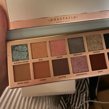 Sephora Kirik Far Paleti Yolladı