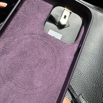 iPhone Zorlu Personeli Büyük Terbiyesizlik Yaptı!