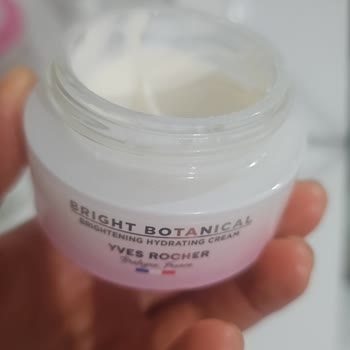 Yves Rocher Cilt Ve Saç Bakım Ürünlerinde Beklenen Etki Yaratmadı