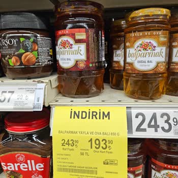 Onur Market Fiyatlara İyi Bakın