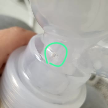 Ebebek Baby-mom Göğüs Pompası (2 Ürününde 4 Günde Bozulması)