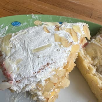 Pelit İ Tercih Ettik Krem Şanti Olmasın Diye