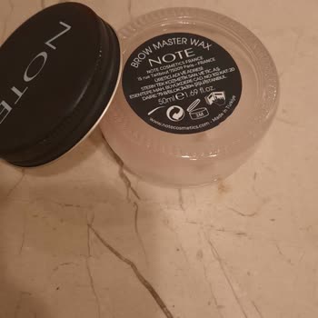 Note Cosmetics Note Kaş Sabitleyici Jel Tahriş Yaptı