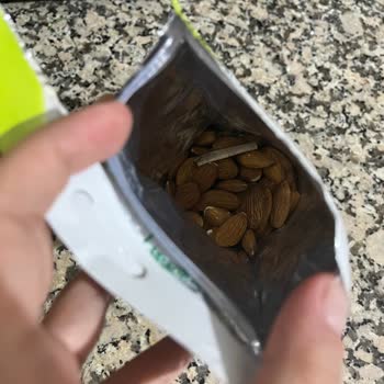 Peyman Paketin İçinden Sigara İzmariti Çıktı!