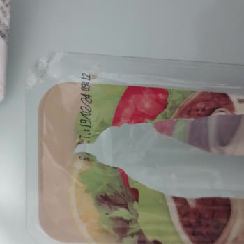 A101 Son Kullanma Tarihi Geçmeyen Çiğköftem Küflü Çıktı