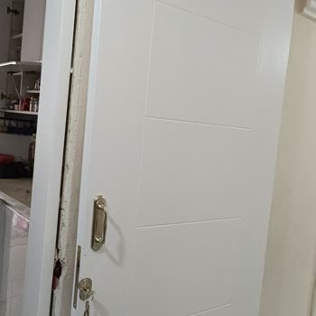 Rekor Kapı Eksik Malzeme Takılması