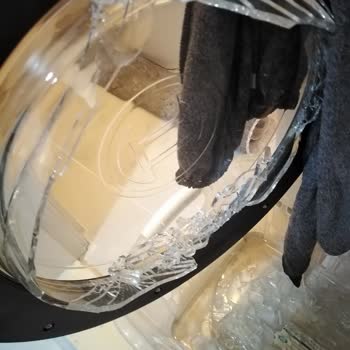 Bosch Çamaşır Makinesi Camı Patladı!