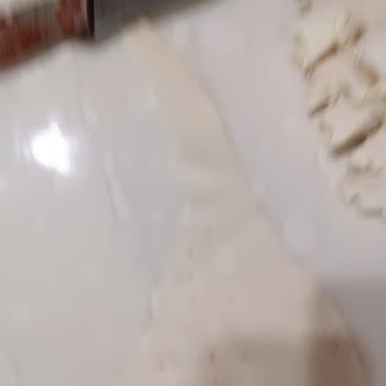 BİM Yufka Paramparça Bir Vaziyette Satılıyor.