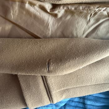 Koton Kaşe Kaban Tüylenmesi