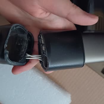 Media Markt Philips Dik Süpürge Kırılan Boru