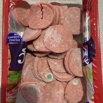 Özkuruşlar Market'te Bozuk Ürün Hayal Kırıklığı