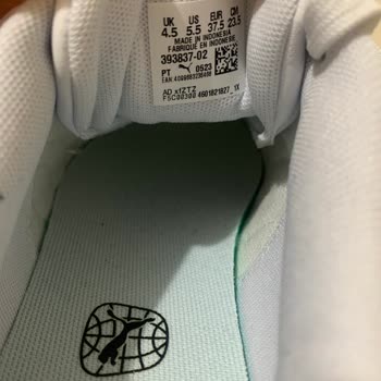 Koray Spor'dan Aldığım Ayakkabı Yanlış Gönderildi